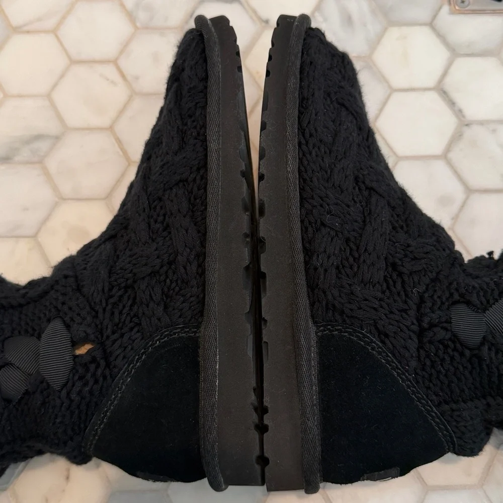 UGG Australia Mahayla Ribbon Black Tall Knit Boots Women’s Size 6